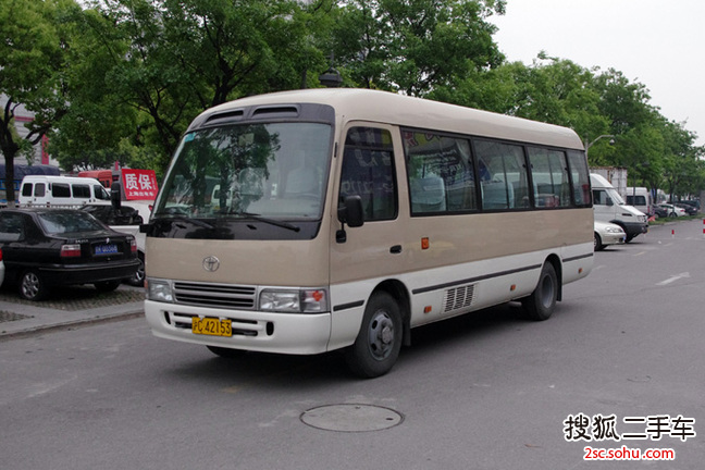 丰田柯斯达2006款2.7 手动豪华型 23座