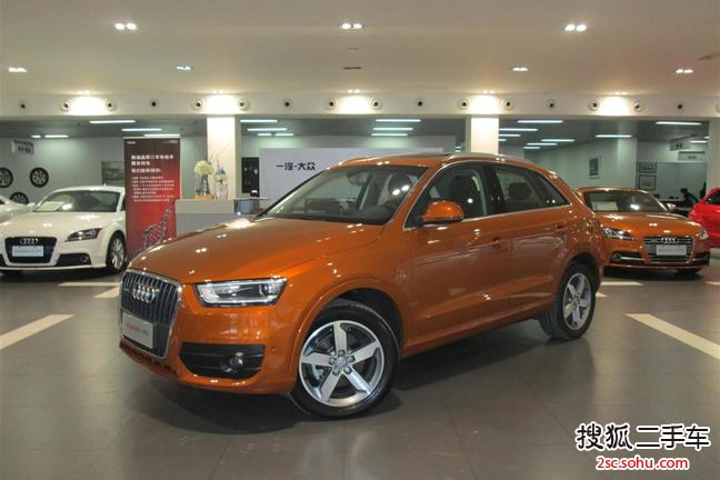 奥迪Q32013款40 TFSI 全时四驱豪华型