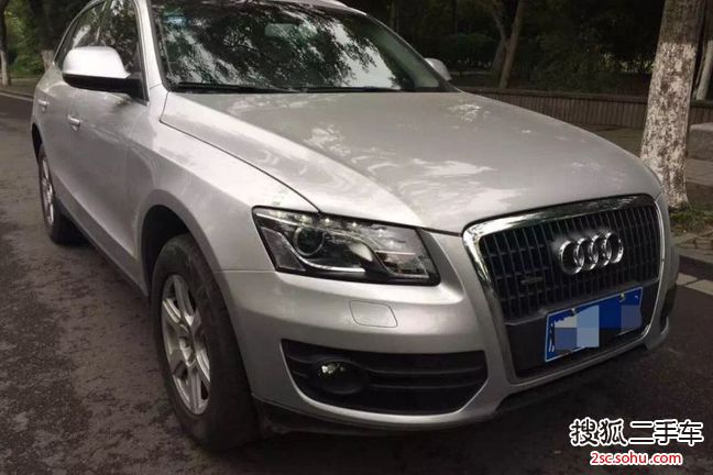 奥迪Q52010款2.0TFSI 技术型