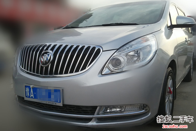 别克GL82014款2.4L CT豪华商务舒适版