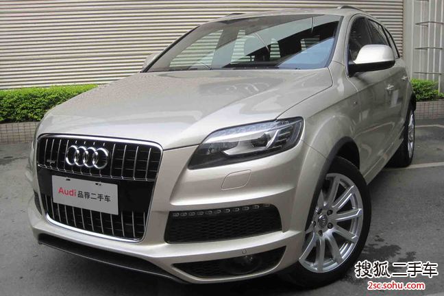 奥迪 Q7 13款 35 TFSI 专享型