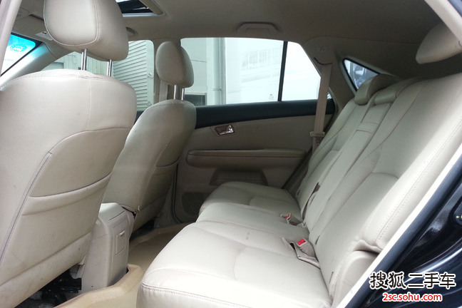 比亚迪汽车 S6白金版 2013款 2.0 手动 尊贵型 SUV
