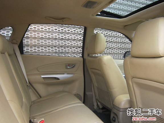 北京现代 途胜 2009款 2.0 自动 舒适型 两驱天窗版 SU