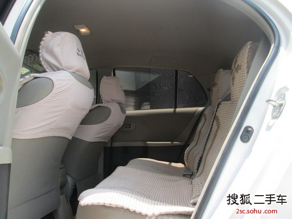 广汽丰田 雅力士 2010款 1.6E 自动 魅动版 两厢
