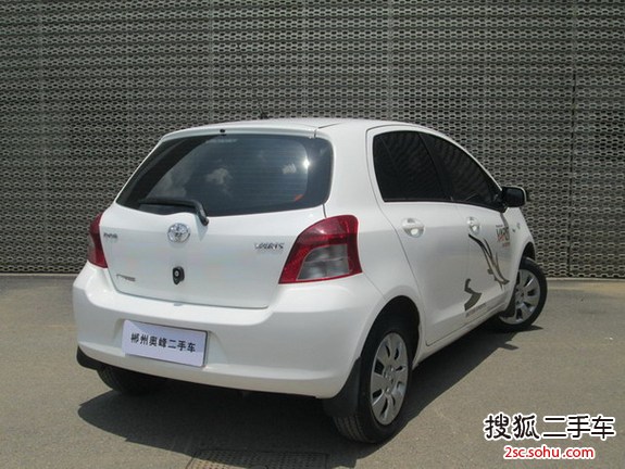 广汽丰田 雅力士 2010款 1.6E 自动 魅动版 两厢
