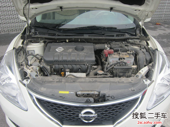 东风日产 骐达 2011款 1.6T 无级变速 炫动版 两厢