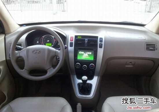 北京现代 途胜 2009款 2.0 手动 舒适型 SUV                      