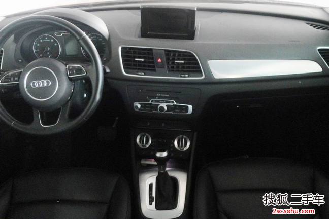 一汽大众(奥迪) Q3 2013款 2.0 35 TFSI 手自一体 舒适型 SUV