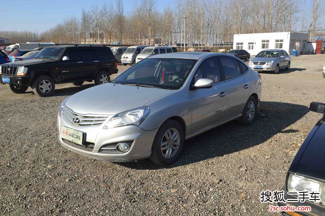现代悦动2011款1.6L 自动豪华型