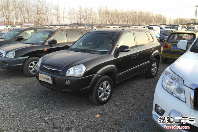 现代途胜2009款2.0L 手动两驱时尚型