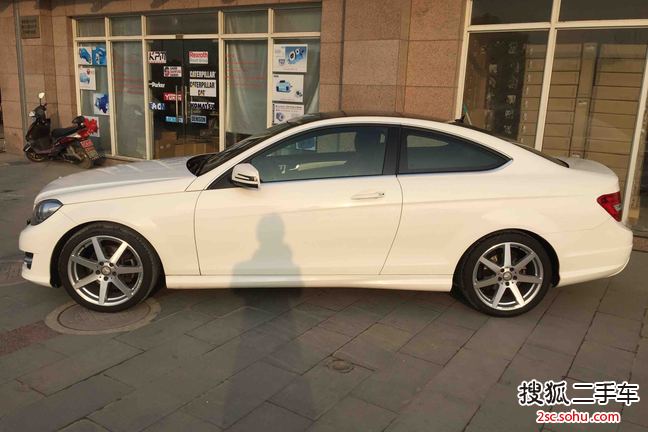 上海二手奔驰C级双门2013款C180轿跑车 26.