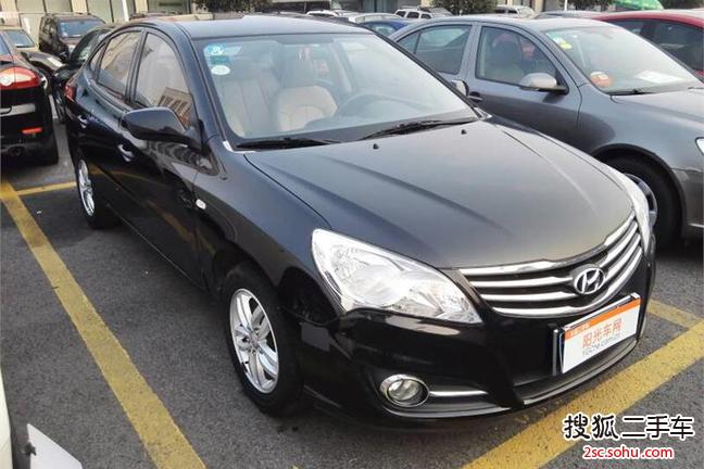 现代悦动2011款1.6L 自动舒适型
