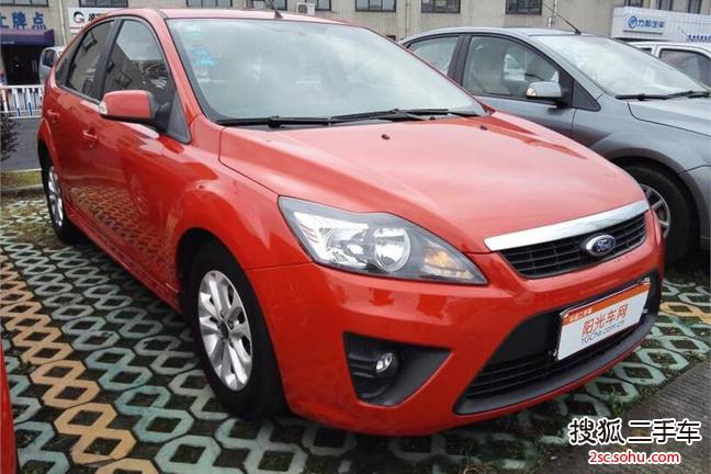 福特福克斯两厢2011款1.8L 自动时尚型