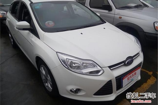福特福克斯两厢2012款1.6L 手动舒适型