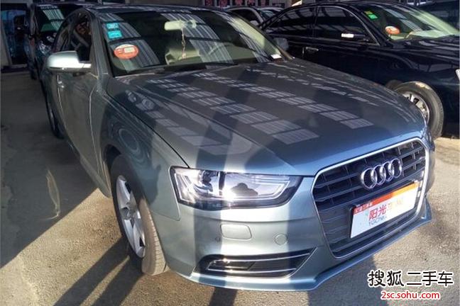 奥迪A4L2013款35 TFSI 自动标准型