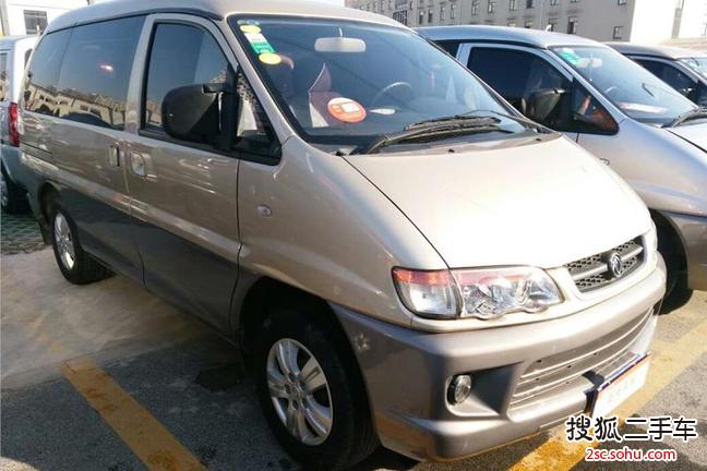 东风风行菱智2012款商用版 1.6L 基本型