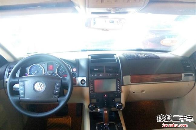 哈尔滨-大众途锐2004款3.2v6