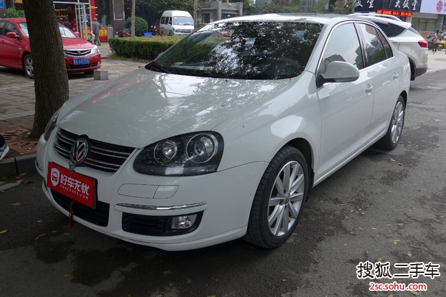 大众速腾2011款1.8tsi 手动冠军版