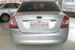 福特福克斯三厢2009款1.8L 自动豪华型