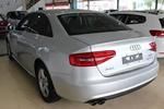 奥迪A4L2013款30 TFSI 自动舒适型