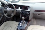 奥迪A4L2010款2.0TFSI 豪华型