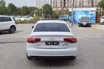 奥迪A4L2015款35 TFSI 自动舒适型