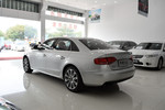 奥迪A4L2011款2.0TFSI 舒适型