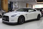 日产GT-R2014款3.8T Premium Edition 棕红内饰