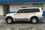 三菱帕杰罗2011款3.0L GLX 手动 四驱