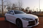 阿尔法罗密欧Giulia2017款2.0T 280HP 豪华版