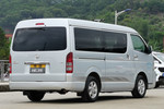 丰田HIACE2011款2.7L 手动标准版13座