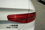 奥迪A4L2013款35 TFSI 自动舒适型