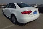 奥迪A4L2013款35 TFSI(2.0T)自动豪华型