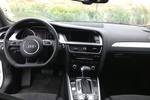 奥迪A4L2013款40 TFSI(2.0T)quattro运动型