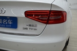 奥迪A4L2013款30 TFSI(1.8T)自动舒适型