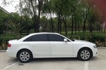 奥迪A4L2011款2.0TFSI 标准型