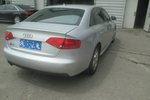 奥迪A4L2011款2.0TFSI 标准型