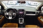 Jeep指南者2013款2.4L 四驱炫黑导航版