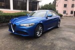 阿尔法罗密欧Giulia2018款2.0T 280HP 豪华版 碳纤维限量版