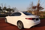 阿尔法罗密欧Giulia2017款2.0T 200HP 豪华版