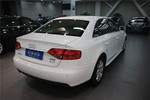 奥迪A4L2012款2.0TFSI 技术型