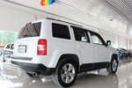 Jeep自由客2013款2.4L 运动版