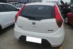 MG32013款1.5L 自动豪华版