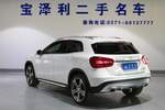 奔驰GLA级2015款GLA 220 4MATIC 豪华型