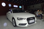 奥迪A4L2013款35 TFSI 自动标准型