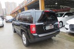 Jeep自由客2014款2.4L 豪华导航版