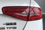 奥迪A4L2013款35 TFSI 自动标准型