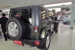 Jeep牧马人四门版2009款3.8L 撒哈拉