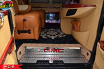 GMC Savana2013款6.0L 豪华隐私屏版7座