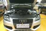 奥迪A4L2009款2.0TFSI 标准型